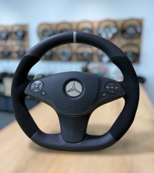 Mercedes-Benz SLK R171 SL R230 CLS W219 C-Klasse W204 AMG Lederlenkrad neu beziehen, Design A718